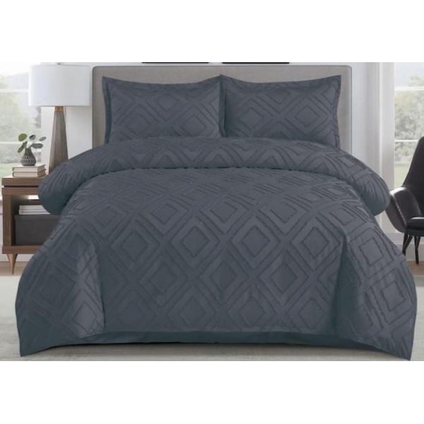 Lenjerie pat dublu din bumbac finetat ,cu smocuri brodate, 4piese, 200x230 pilota, 230x250 pat,50x70 perne, gri, cod UC15